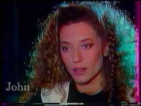 Σκούρα τα πράγματα - Ελένη Δήμου (Video 1988)