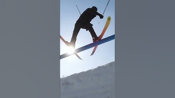 How to ski Rail with style !