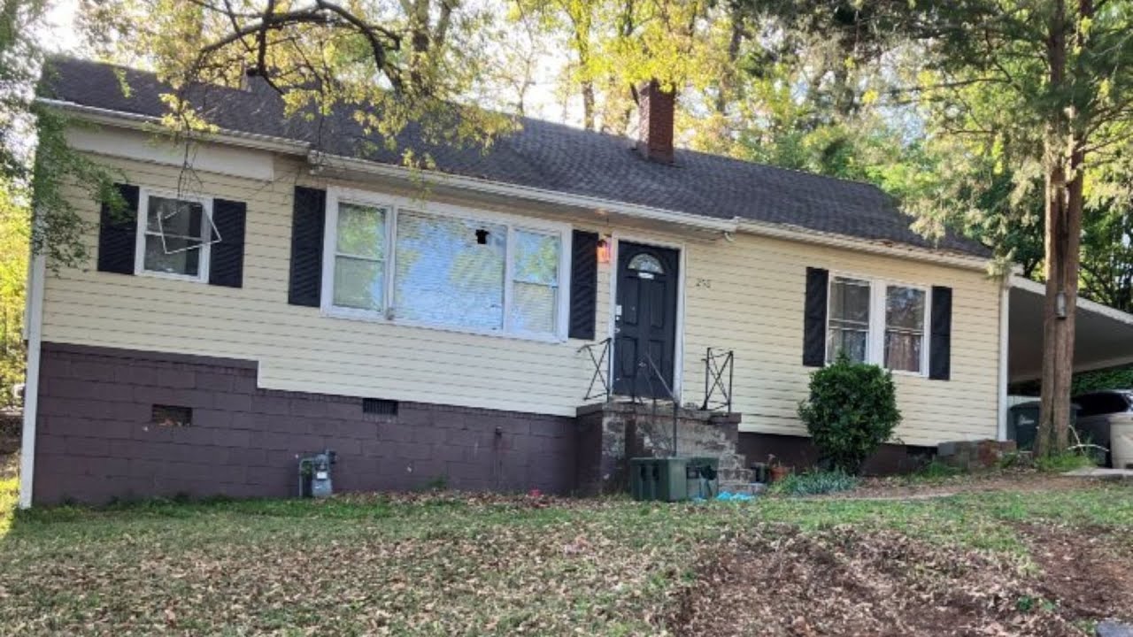 2 dead after SWAT standoff in Marietta, police say - YouTube