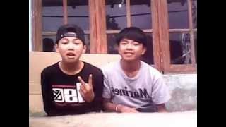 Banana Steady Beat - Dance With Me (LaNkk denDy).3GP