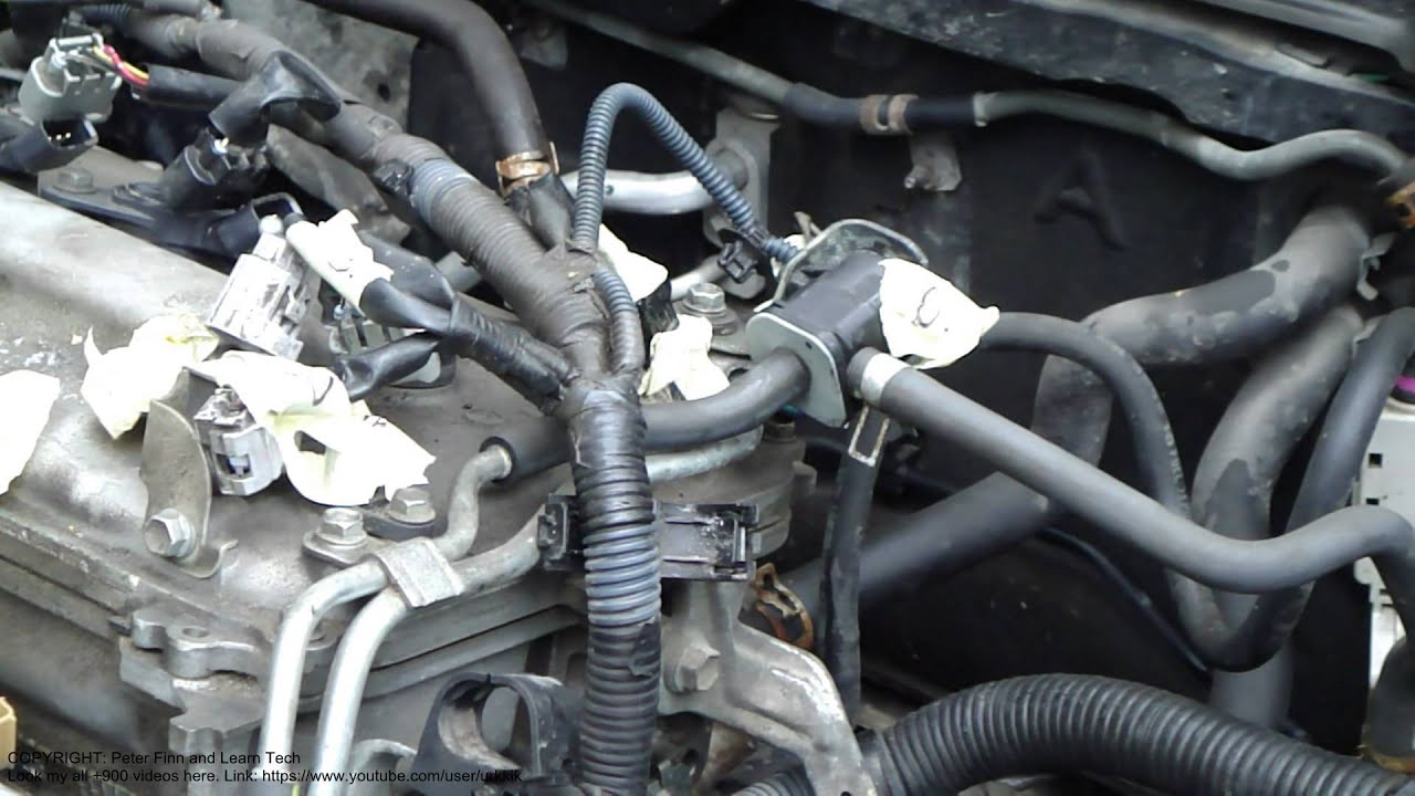 How to replace clutch Toyota Corolla years 2007 to 2015 Part 7/45