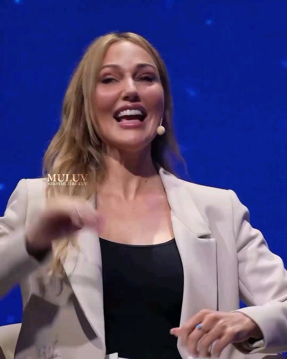 Meryem Uzerli new look in #weconvention #day #01 #2024 #new #look #meryemuzerli #wecouncil