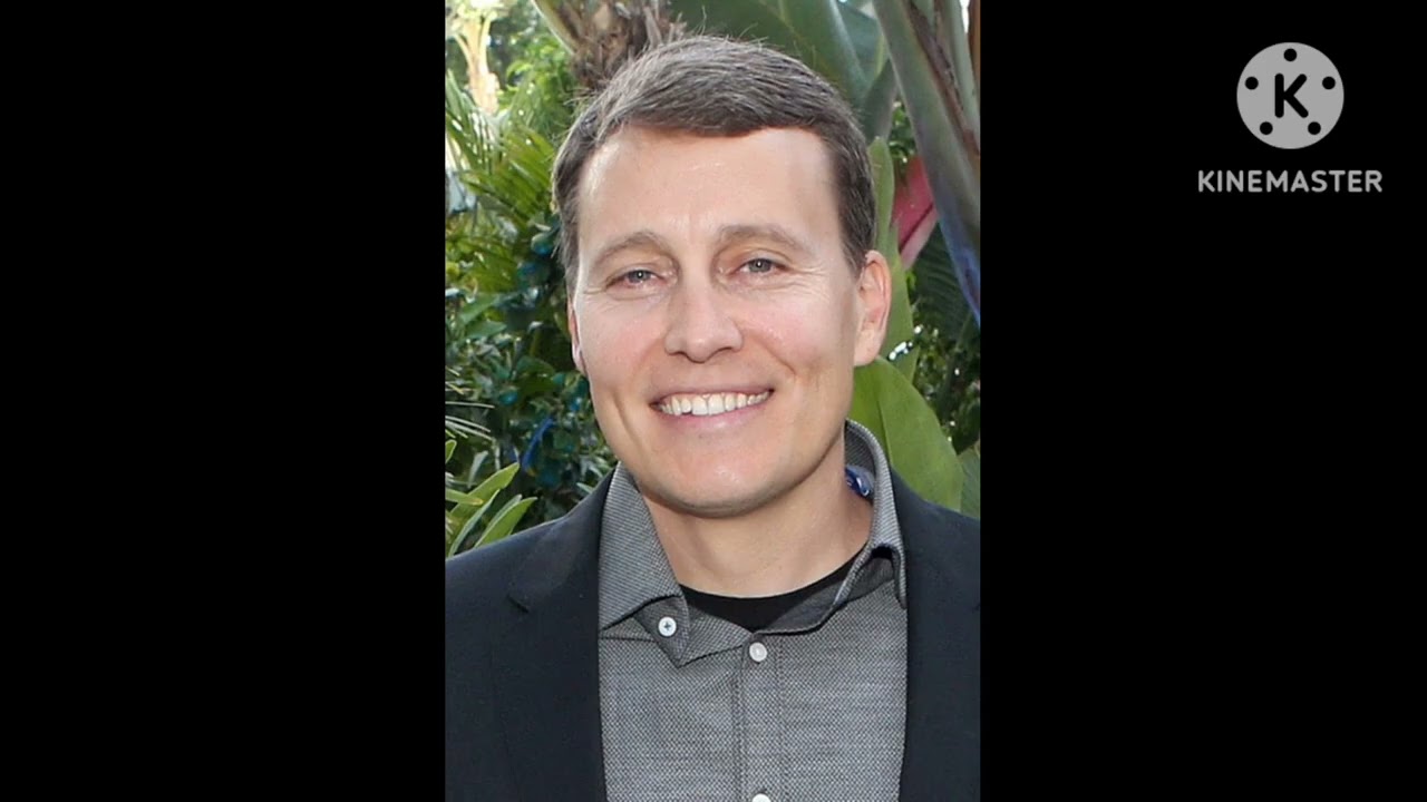 Waco O'Guin and Roger Black singing Can't Turn Away By Plain White T's