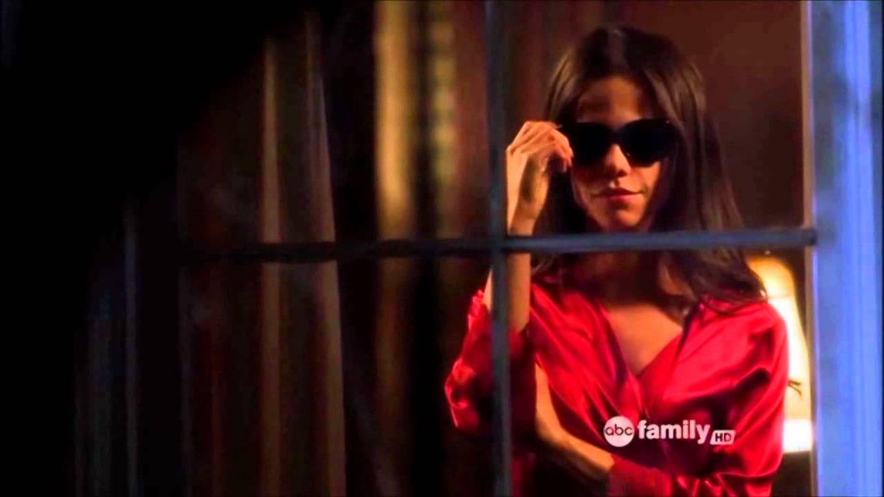 Pretty Little Liars - Jenna 2x08