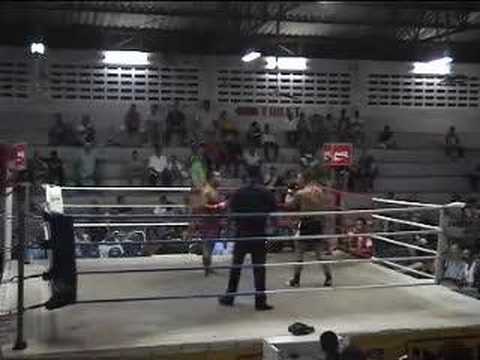 Henry (Tiger Muay Thai) fights at Saphan Hin Stadi...