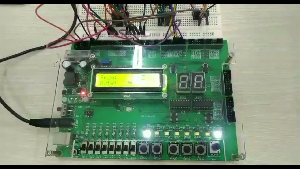 Design, simulate and implement a MOD-10 Asynchronous UP Counter using J-K FF (IC 7473) - HCMUT