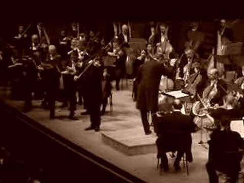 Leonidas Kavakos playing Sibelius VC Intro /Athens...