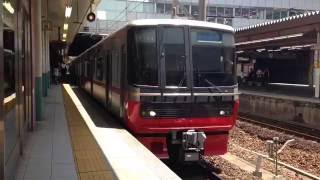 ピカピカ編成!名鉄3300系+3100系 3304F+3111F (新塗装+VVVF更新編成) 金山発車