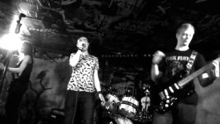Watch Edenthorn Hideout video