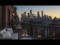 أمسية ربيعية في شرفة نيويورك للاسترخاء والنوم صوت المدينة والرياح 