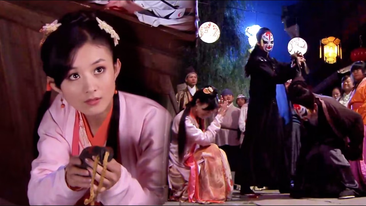 女孩當街抓小偷，怎料頭戴面具的男人一把擒住小偷追回錢財，看見面具下的面容立刻一見鍾情！#甜寵 #movie #赵丽颖