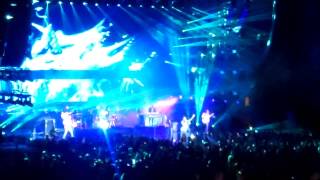 Maroon 5- Love Somebody