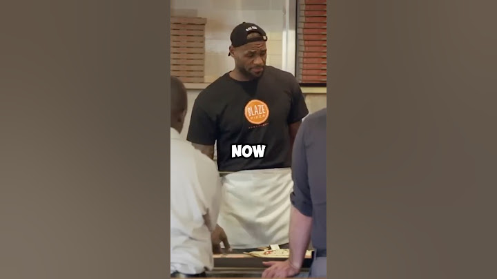 LeBron James PRANKS Fans! 😳