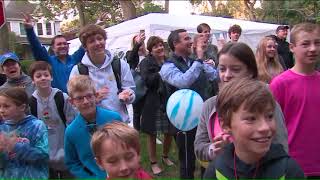 Kids surprise beloved crossing guard on his 80th birthday