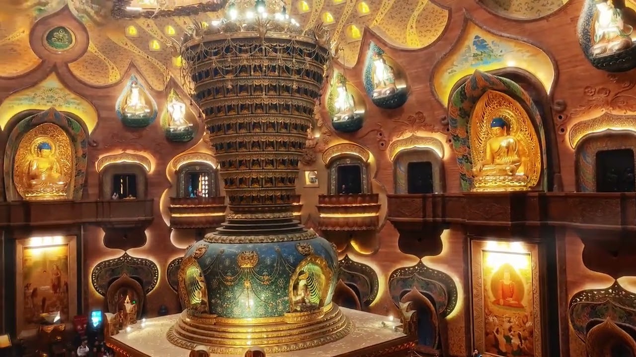 The Thousand Buddhas in Nanjing Foding Palace were designed with extraordinary