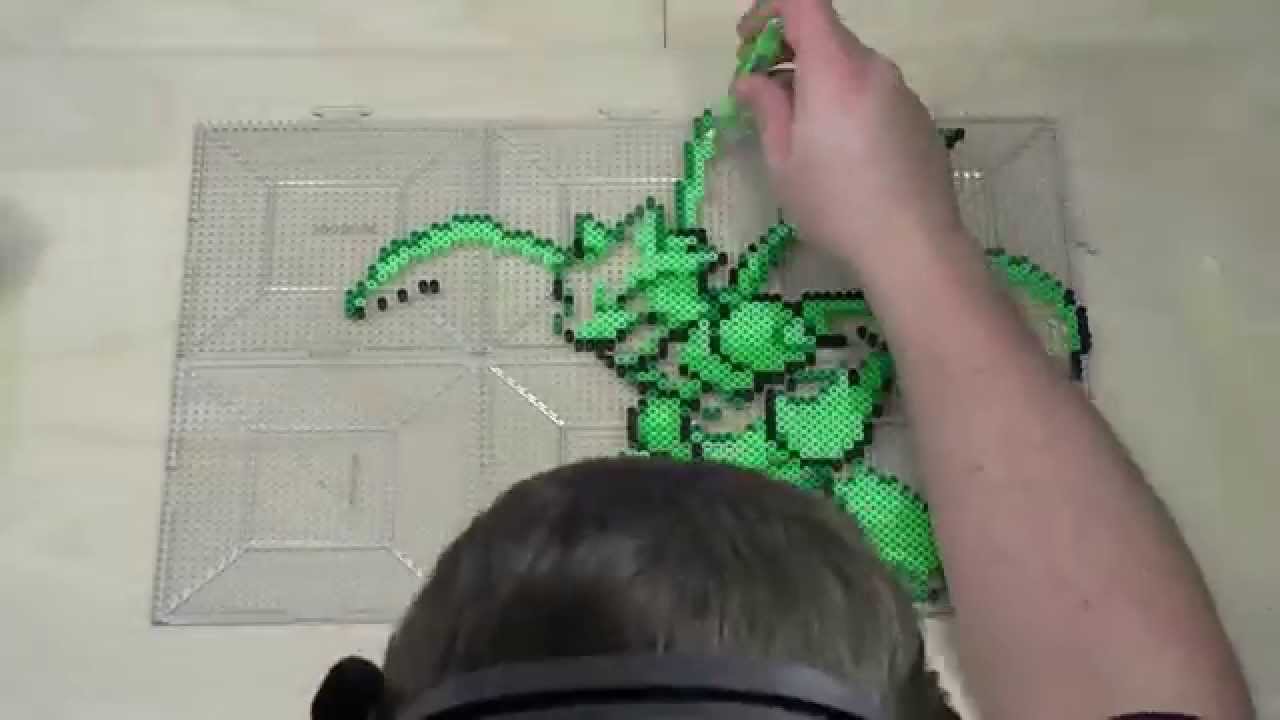 Scyther Bead Sprite Time Lapse - 8 Bit Beads Studio