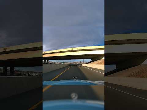 I installed a dash cam in the Mercedes 190E