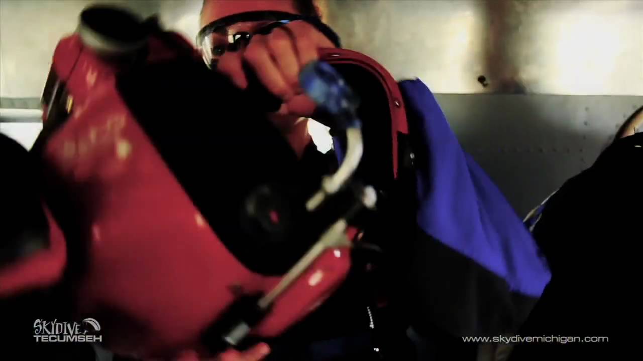 Skydive Tecumseh - Experience Human Flight!