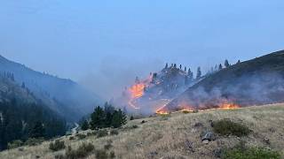 Wildfire closes State Highway 55 near Banks