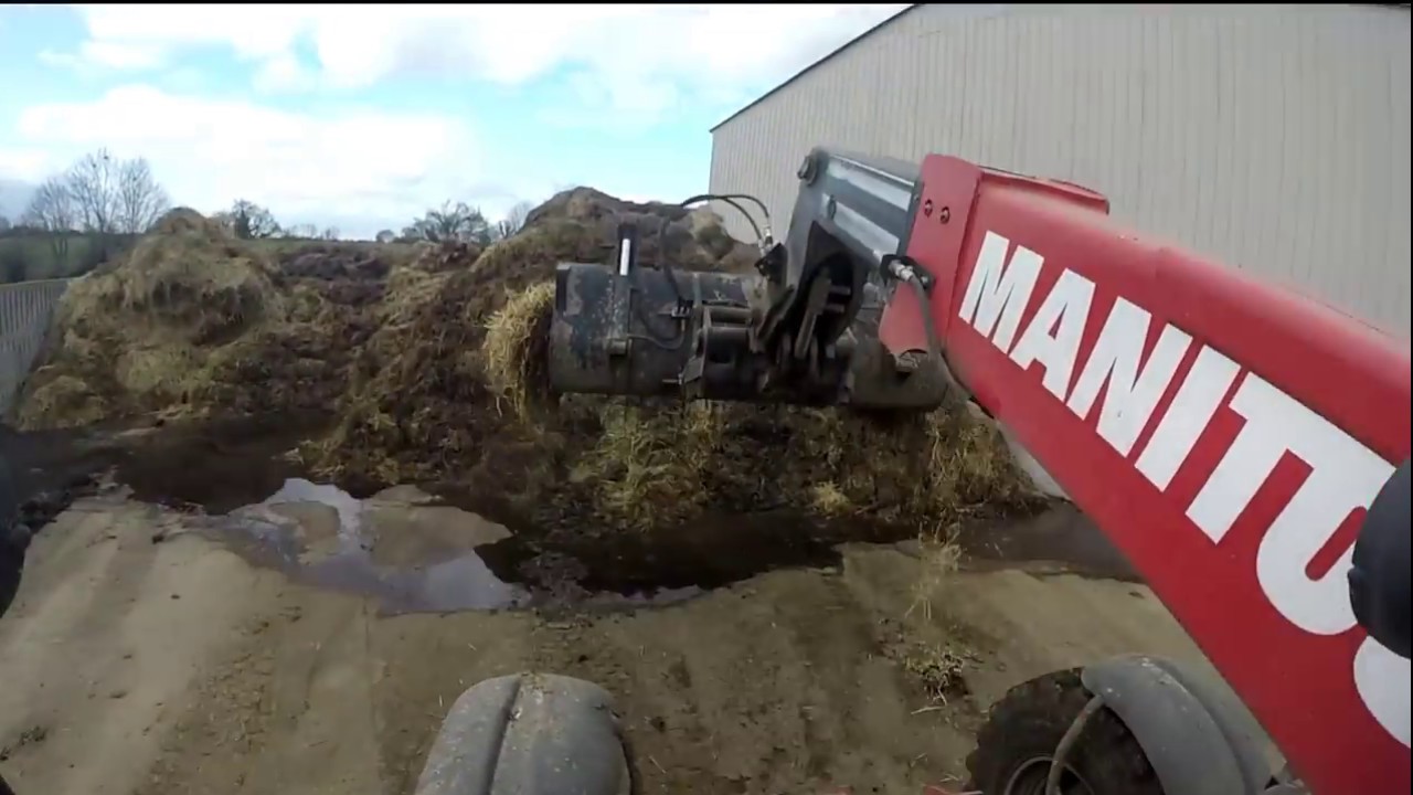 Curage fumier 2017 Manitou MLT 735-120 [GOPRO]