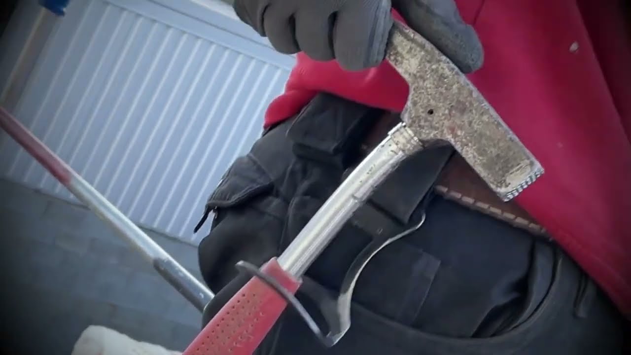 Aufbau Arbeitsgerüst an der Fassade