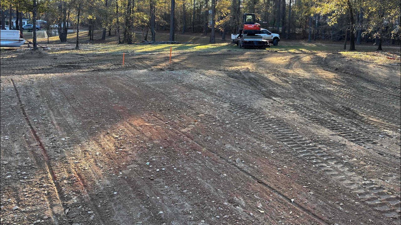 Building a pad for a Pole Barn with the Kubota KX 040-4 - YouTube