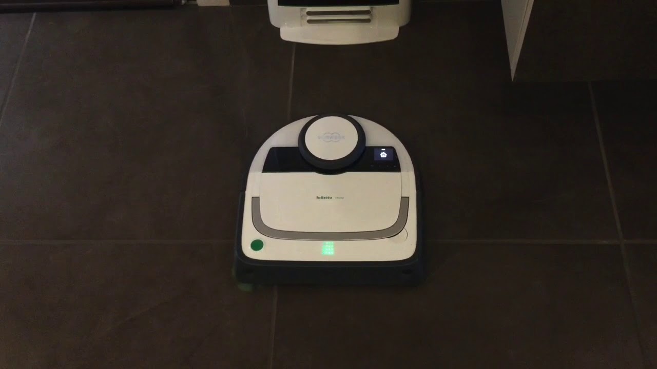 Test Robot vorwerk Folletto VR200 - YouTube