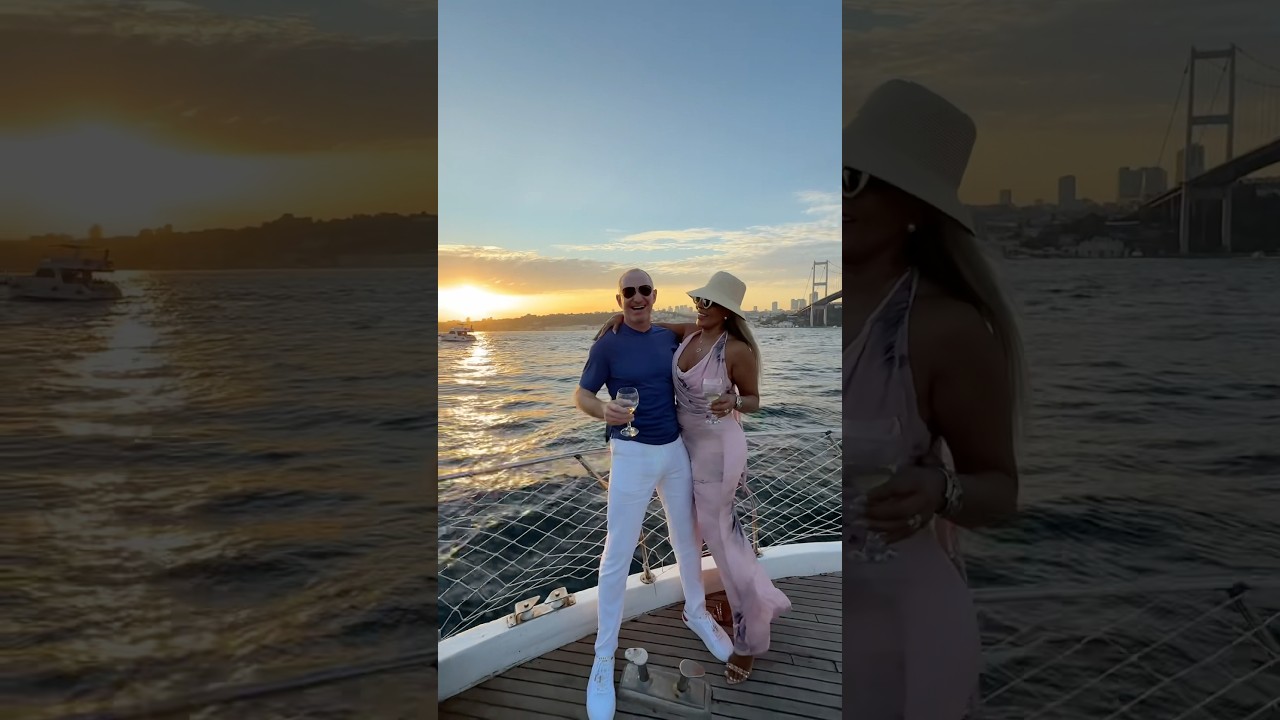 Американские гости наслаждаются прекрасным закатом над Босфором 🇺🇸🌅