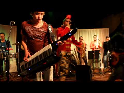 Los Que Toman Como Rey - Tomo Como Rey - Sesión Master