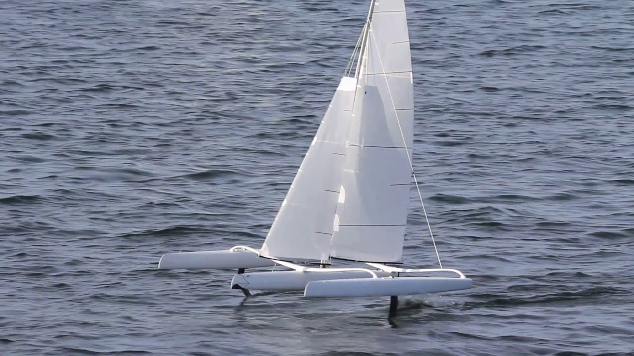 rc foiling sailboat