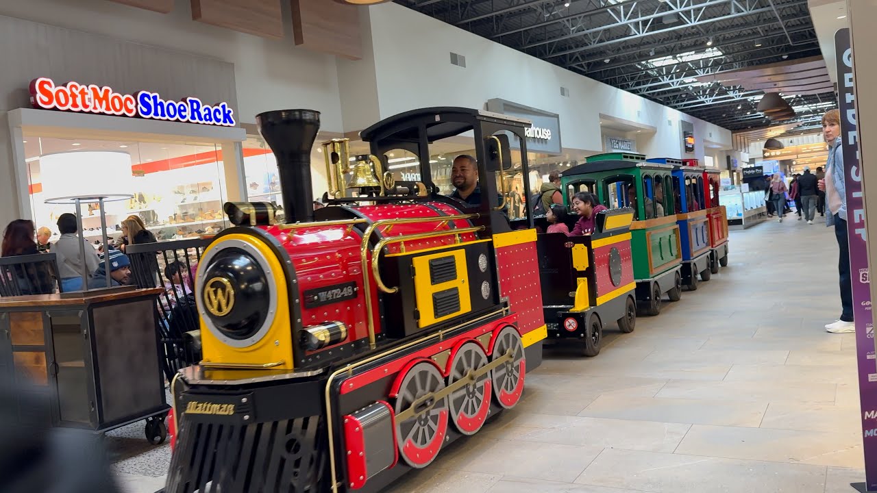 Прогулка на поезде Блейка в аутлете YEG PREMIUM