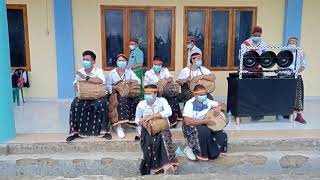 Download Lagu musik pengiring caci,gong dan gendang MP3