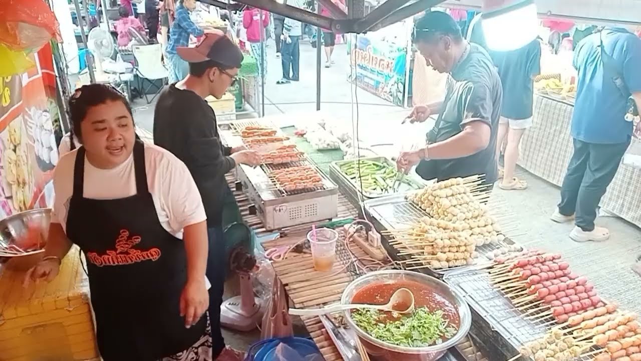 #ขายลูกชิ้นปิ้ง 