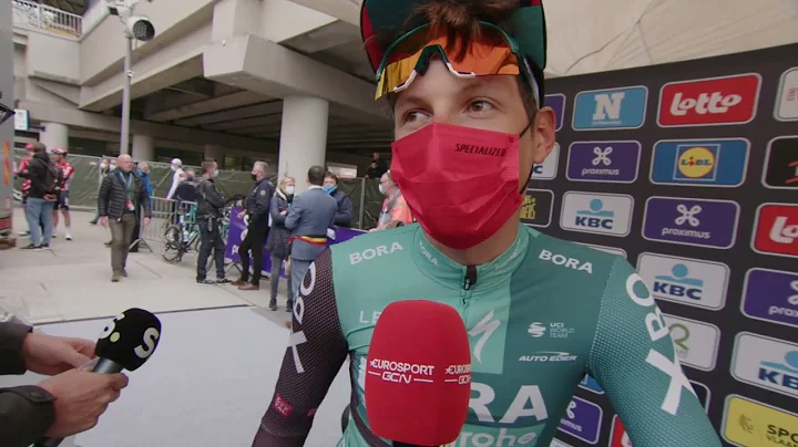 Lukas Pstlberger - Interview at the start - Dwars ...