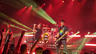 Billy Talent Worker Bees live at Die Kantine Cologne