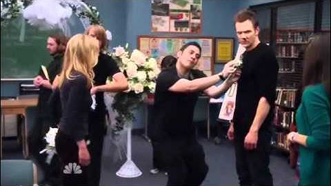 Linger TV show performance - TV Show performance video thumbnail