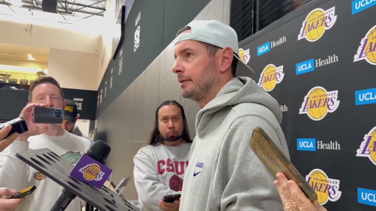 Тренер Джей Джей Редик о дисквалификации Денниса Шрёдера на 3 очка за конфликт с Лукой Дончичем в...