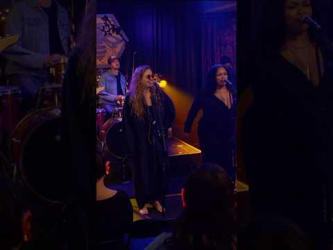 It’s called A New Story - and it kinda became one for us. #livemusic #indiesoul #neosoul