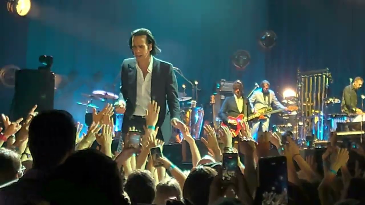 Nick Cave and The Bad Seeds - Weeping Song @ ErgoArena Gdansk 08.08.2022
