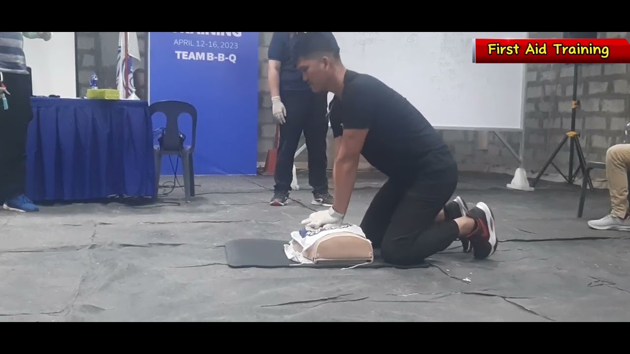 Perform CPR using AED( Automated External Defibrillator) - YouTube