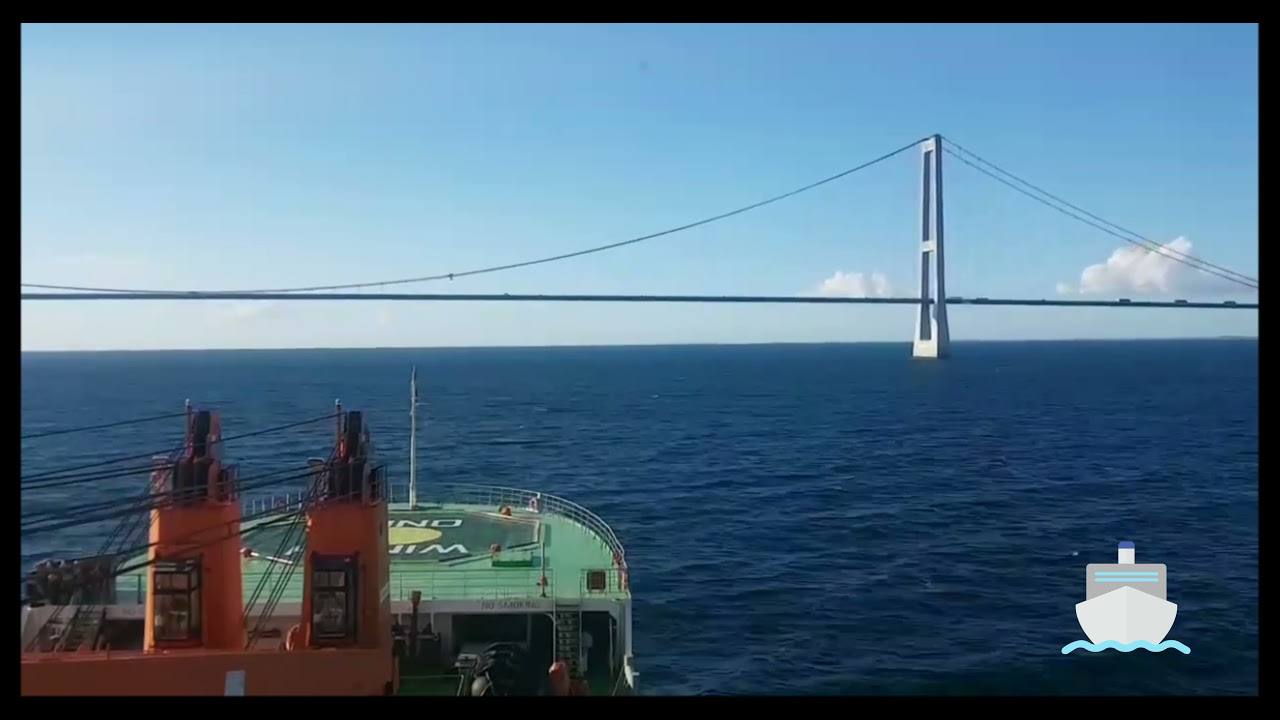 Timelapse at Sea 4K Through Thunderstorms, Torrential Rain and Busy Traffic