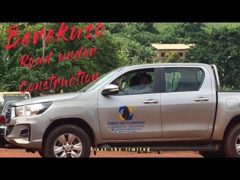 BEREKUSO-KITASE Road under construction |the road is 30% done| - YouTube