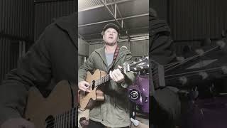 видео: Кавер на песню «Please Don’t Go» в исполнении Джека Флайера #кавер-песня #кавер #акустика #грустн... картинка: Кавер на песню «Please Don’t Go» в исполнении Джека Флайера #кавер-песня #кавер #акустика #грустн...