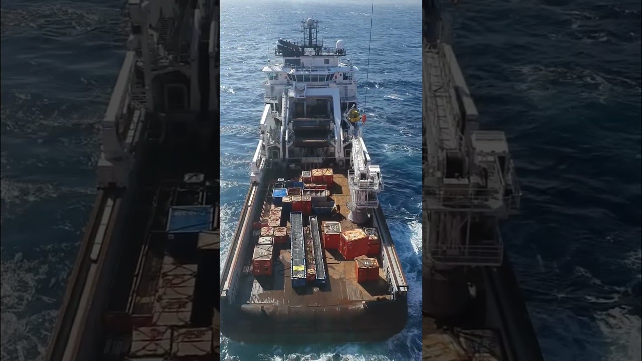 Lift container to boat