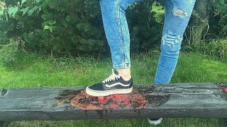 Crushing Tomatoes In Vans