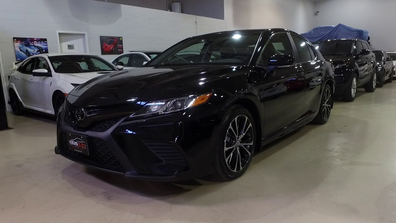 2021 toyota camry se sunroof