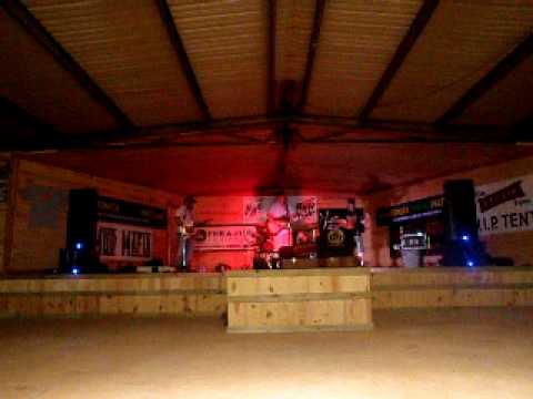 YouTubeでEverybodys Wrongを視聴 YouTubeでEverybodys Wrongを視聴