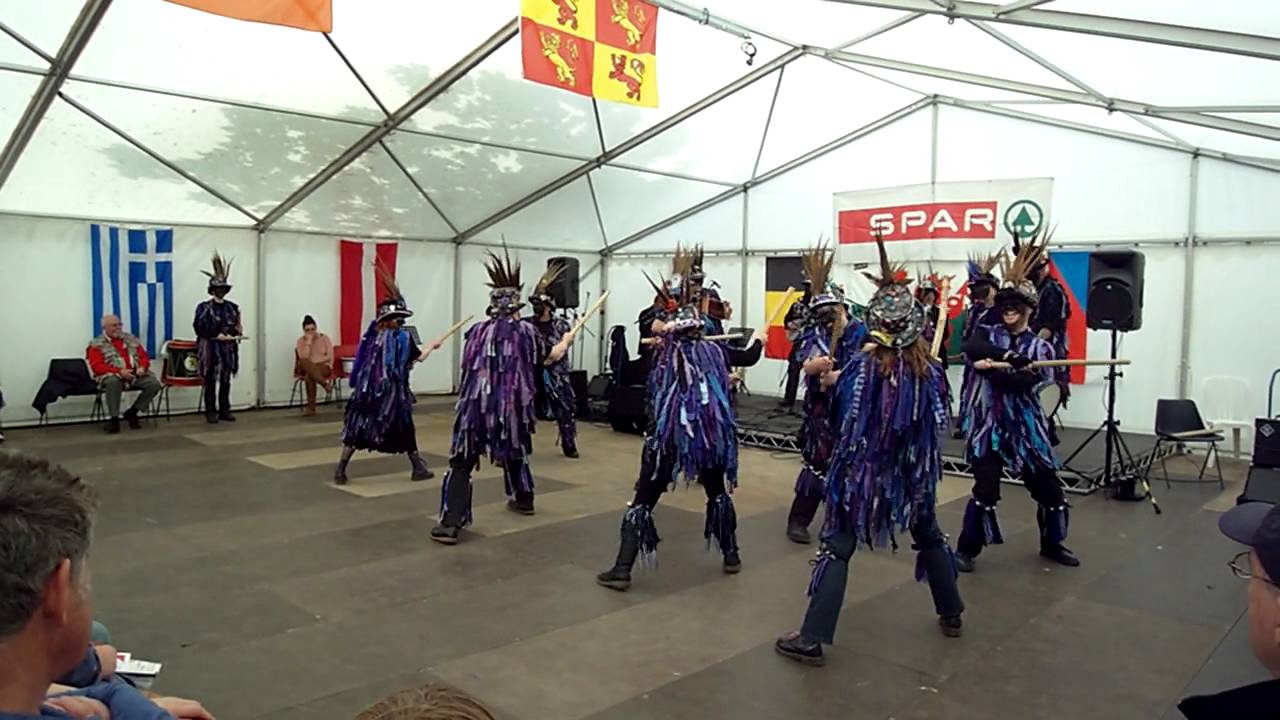 Widders Border Morris -  Much Wenlock Stick Dance