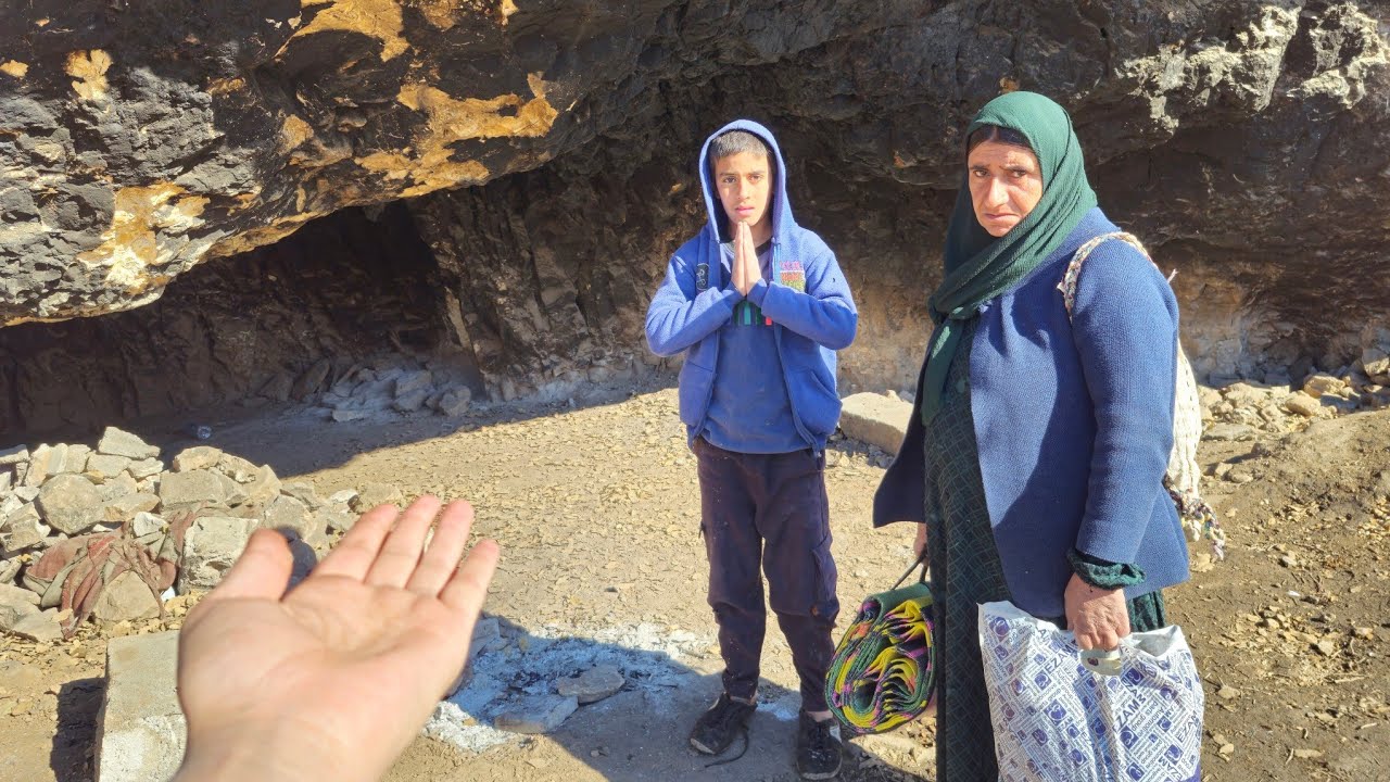 Homeless Mother and Child Rescued by Cave in Harsh Winter