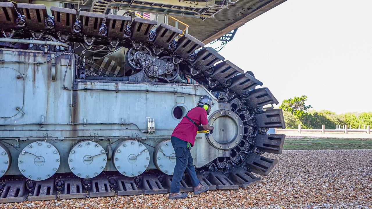 Artemis II Sunset Rollout: SLS and Orion Depart the VAB for Pad 39B - B-roll unedited video